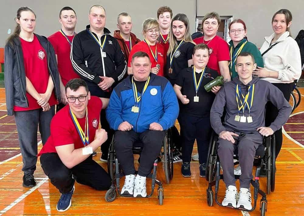 Коростенські спортсмени здобули нагороди на чемпіонаті області з пара-армрестлінгу
