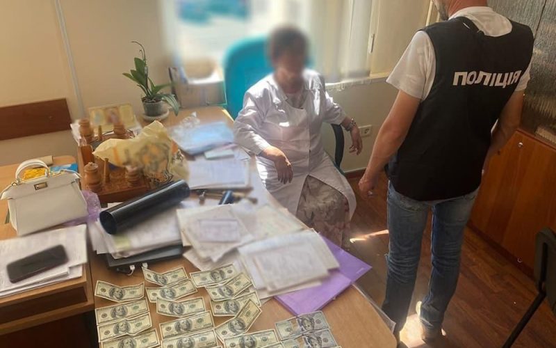На Житомирщині перед судом постане медсестра зі спільниками: оформлювали інвалідність військовозобов’язаним