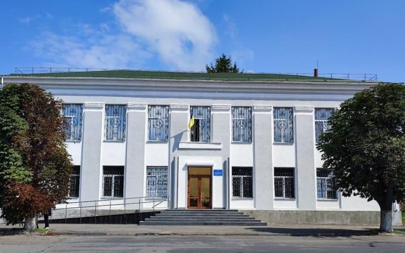 У Малинському суді обвинувачений розповів про провокацію з хабарем для судді