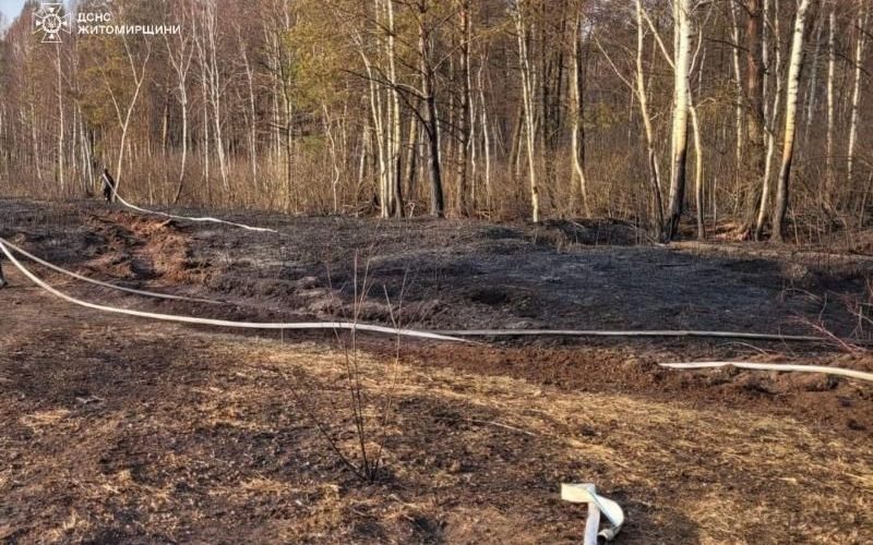 На території Олевщини майже 40 вогнеборців ліквідовували займання торфу