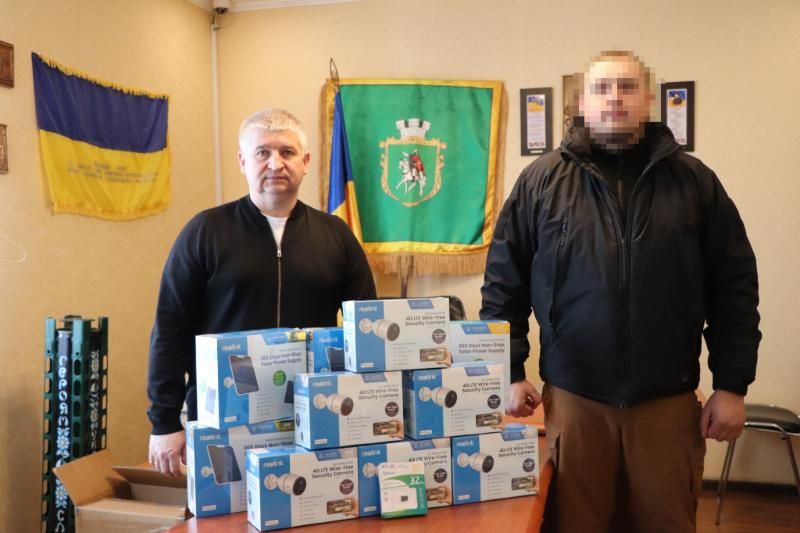 Влада Олевська закупила камери відеоспостереження для військових-захисників