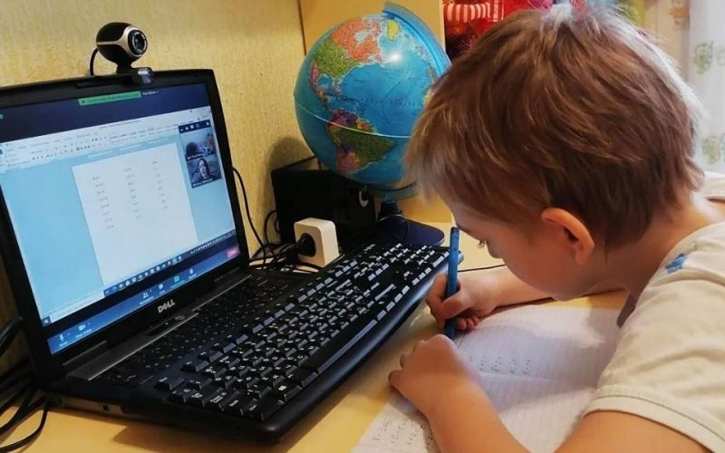 На території Олевської громади гімназія та два класи ліцею перебувають на дистанційному навчанні