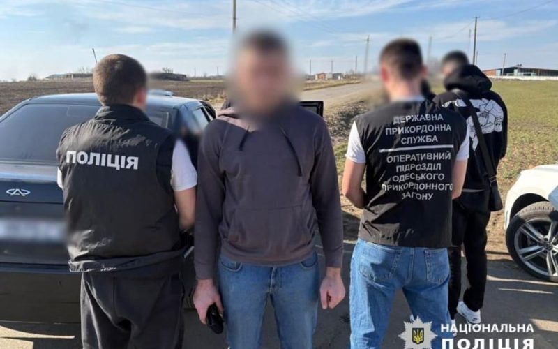 Молодий житель Житомирщини допомагав чоловікам перетнути кордон – одеські правоохоронці затримали “підприємця”
