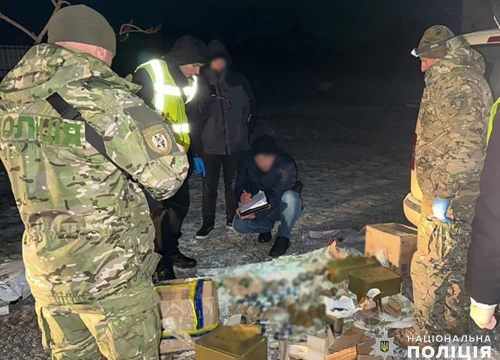 Збирав боєприпаси в зоні бойових дій та надсилав поштою – на Житомирщині судитимуть 39-річного чоловіка