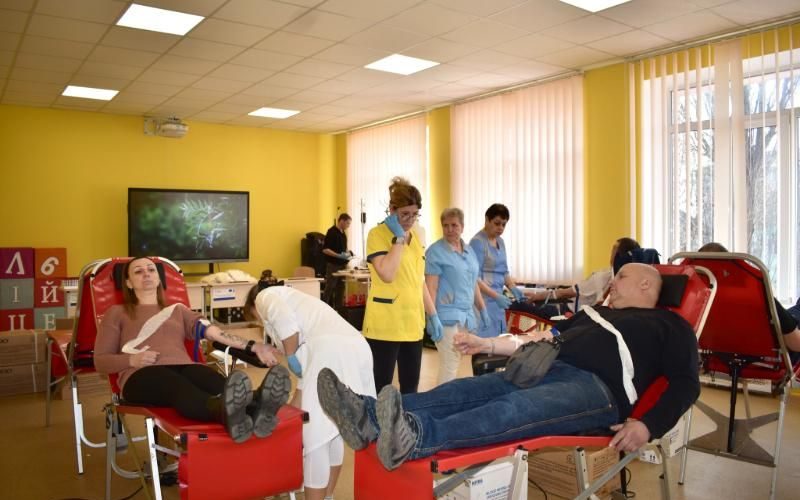 У Коростені містяни здали майже 70 літрів крові