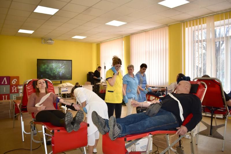 У Коростені містяни здали майже 70 літрів крові