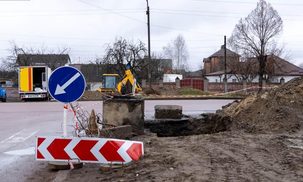 У Коростені після пошкодження авіаударами водопровідних мереж, розроблені проєкти з їх відновлення