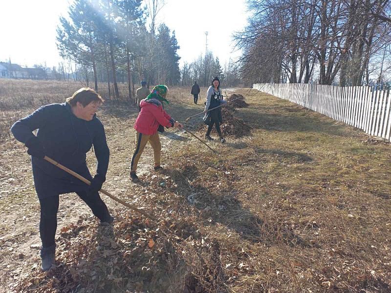 На Малинщині жителі старостинських округів прибирають громадські місця