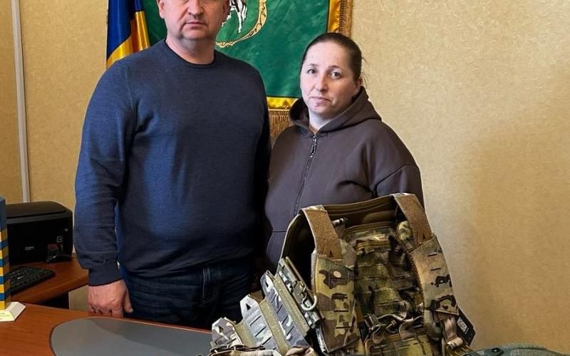 Захиснику з села Олевської громади придбали необхідне спорядженні