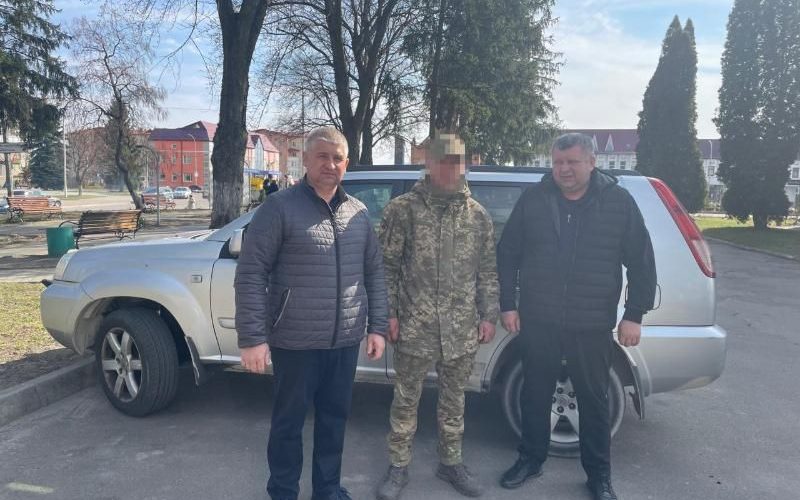 На Харківський напрямок для захисників відправляється ще один автомобіль від Олевської громади