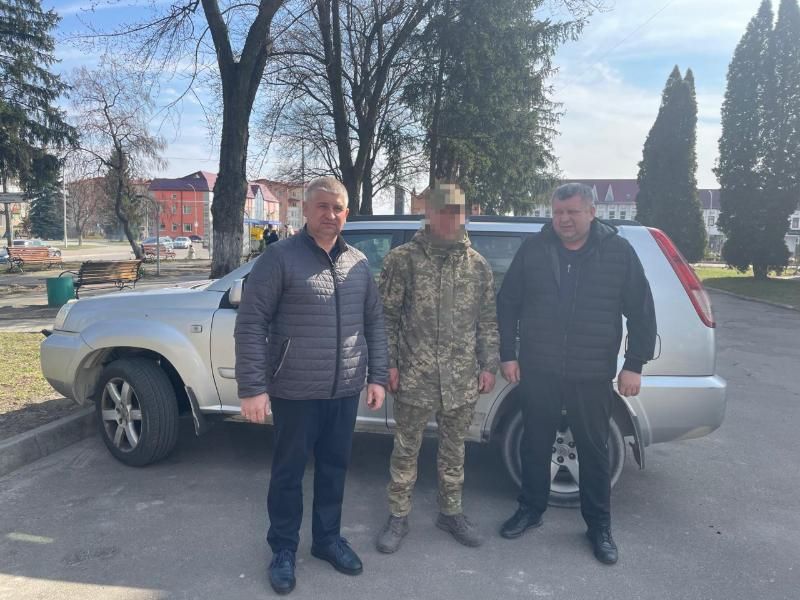 На Харківський напрямок для захисників відправляється ще один автомобіль від Олевської громади