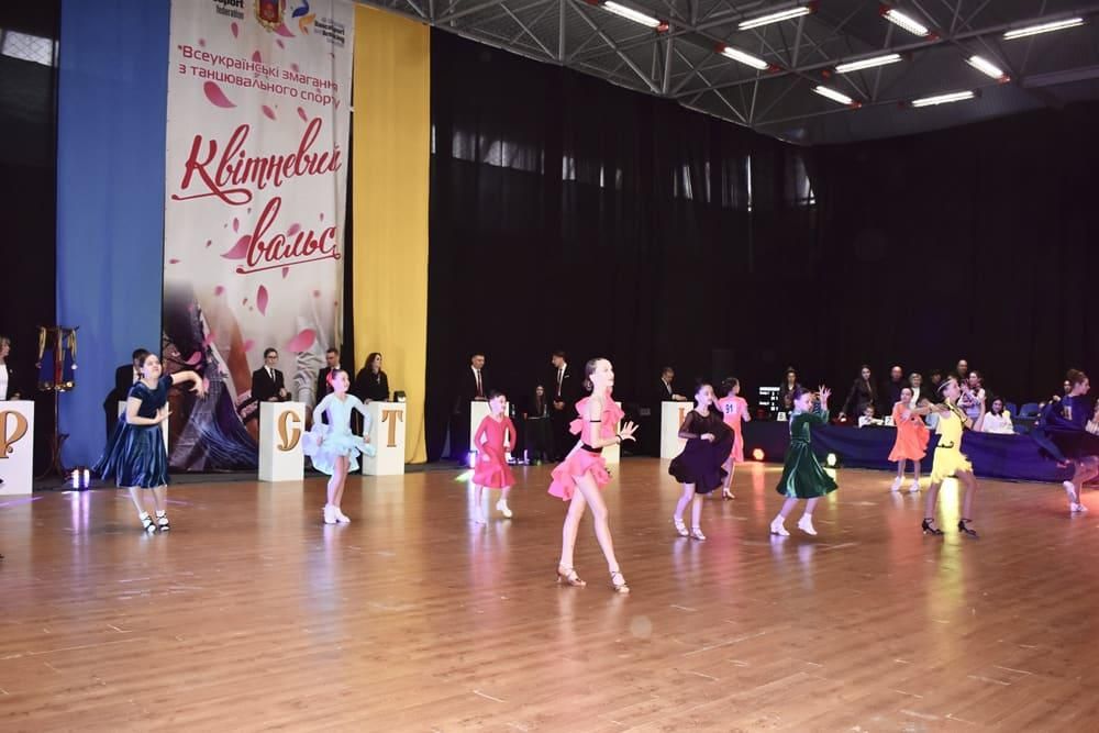 У Коростені відбулися Всеукраїнські змагання “Квітневий вальс”