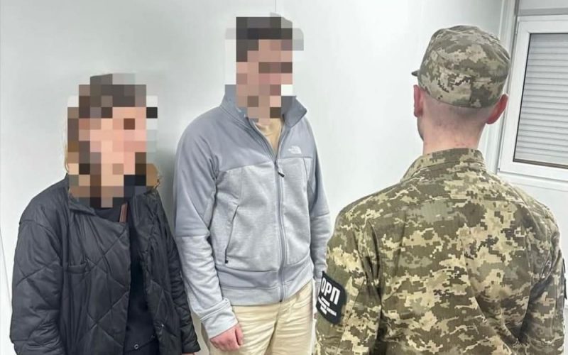 На прикордонні затримали фейкову сімейну пару з Житомирщини, які прямували до Німеччини