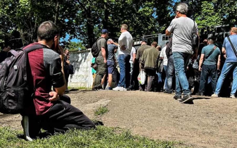 Жителі Житомирщини можуть записатися в ТЦК без черги: за допомогою електронної системи