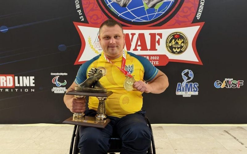 Коростенця Олександра Палєху хочуть нагородити нагрудним знаком “За заслуги перед містом”