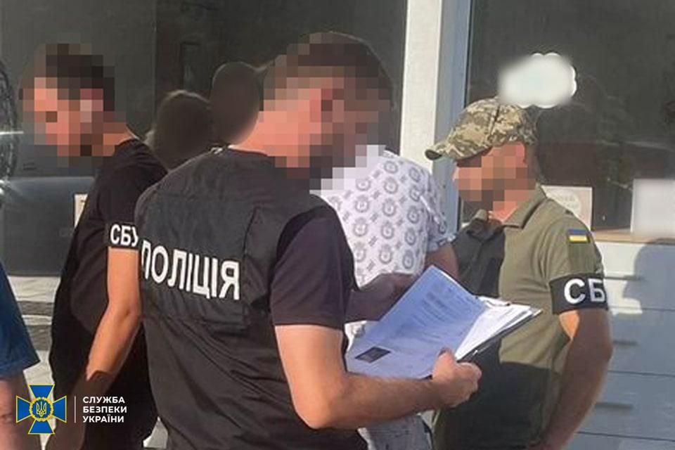 Допомагав з “правильними” висновками ВЛК – на Житомирщині лікаря військового госпіталю покарали “обмеженням”