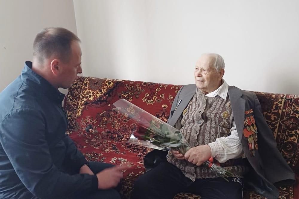 У Малині вітали 97-річного ветерана Другої світової війни