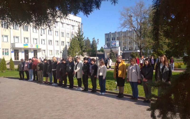 Мер Овруча закликає містян зупинятися на одну хвилину
