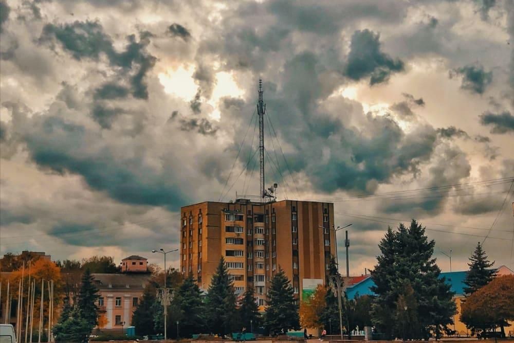 Дощі та грози – прогноз погоди на травневі вихідні в Коростені