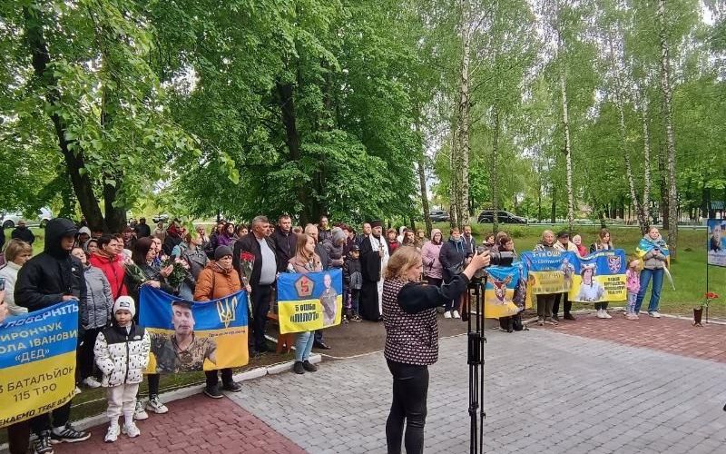 У селі Малинської громади відкрили Алею Героїв