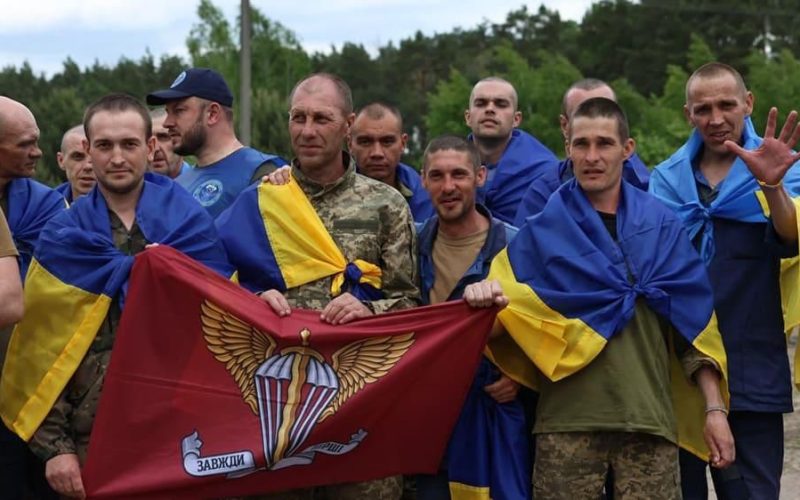 Другий етап обміну: з російського полону повернулися 9 захисників з Житомирської області, зокрема, і Коростенщини