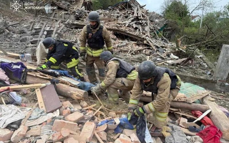 На Житомирщині у двох містах від ворожої атаки загинули три дитини, 12 осіб постраждали