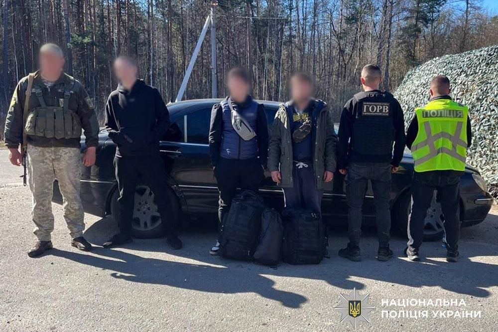 Перед судом постане 24-річний чоловік, який через кордон у Коростенському районі намагався вивезти знайомого