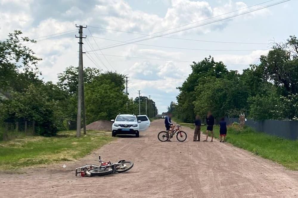 У селі Коростенського району п’яний водій ВАЗ збив 14-річного мотоцикліста — хлопець у реанімації