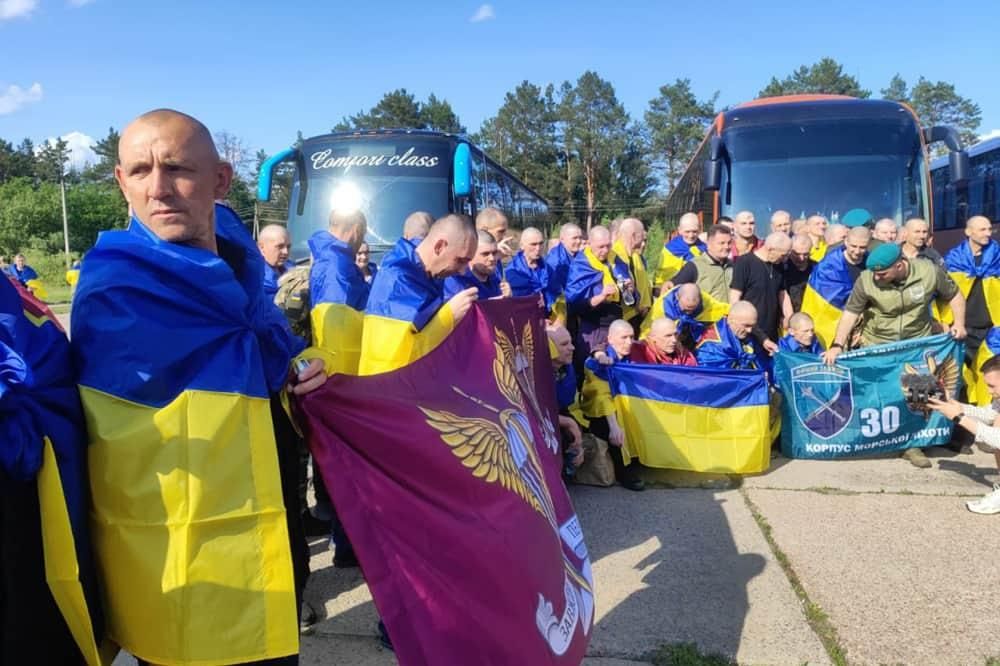Новий етап великого обміну: Україна повернула першу групу важкопоранених та тяжкохворих