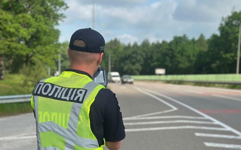 У Житомирській області за місяць понад 2 500 водіїв порушили швидкісний режим