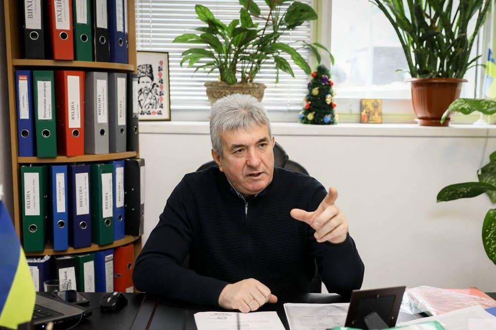 Депутат Житомирської облради Андрій Озерчук, який родом з Коростенщини, придбав Toyota майже за 1,7 млн грн
