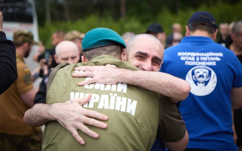 Черговий обмін полоненими: хто повернувся додому