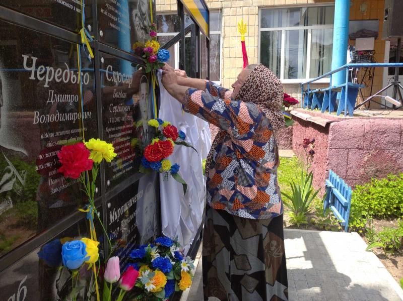 В Овручі відкрили шість меморіальних дошок на честь загиблих Захисників
