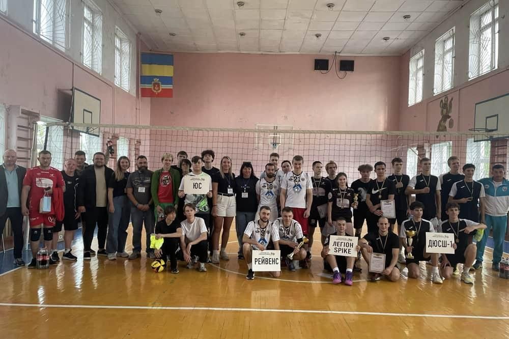 У Коростені відбувся щорічний турнір з волейболу «Вперед до перемоги – 2025»