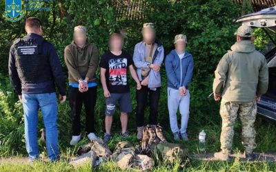 Чоловікам, які через Коростенщину до білоруського кордону організували схему виїзду військовозобов’язаних, загрожує 9 років за гратами