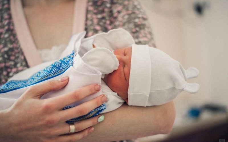 У Житомирській області за місяць народилося близько пів тисячі дітей: кого більше