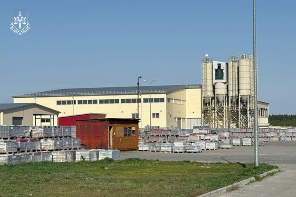 За організацію “схеми” виведення з-під санкцій групи надровидобувних компаній у Житомирській та Київській областях – повідомили про підозру