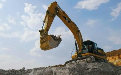 Малинський суд наклав арешт на екскаватор, який могли б використати під час незаконного видобутку корисних копалин