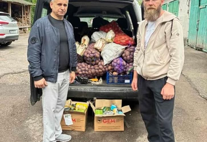 Громада Олевська передала на Донецький напрямок партію допомоги для оборонців