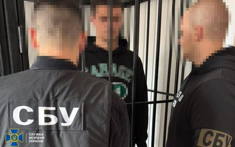 У Вінниці затримали 19-річного жителя Житомирщини, який закладав вибухівку поблизу будинку родин військових