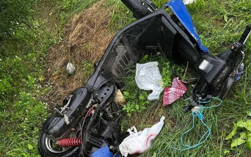 У селі Олевської громади через зіткнення автівки та скутера загинула 66-річна жінка