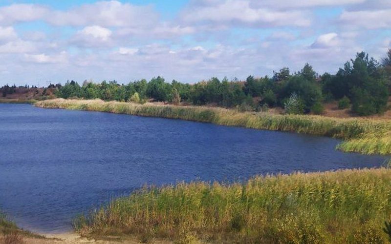 У Коростені відбудеться толока: прибиратимуть територію біля річки