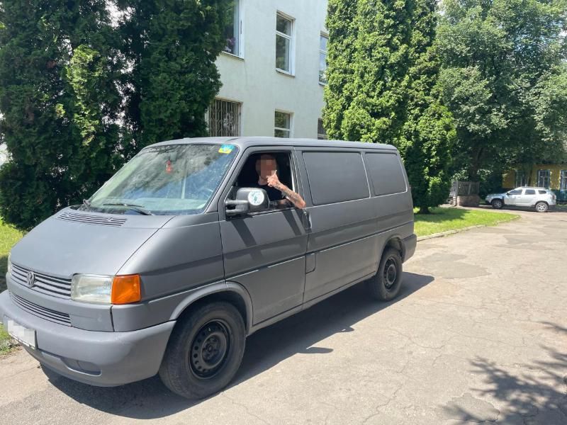 Олевська громада допомогла придбати ще один автомобіль для військових