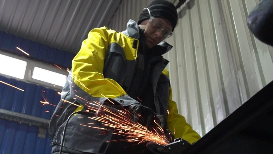 У Житомирській області зареєстровано близько 100 вакансій слюсарів: обіцяють зарплату до 30 тис. грн