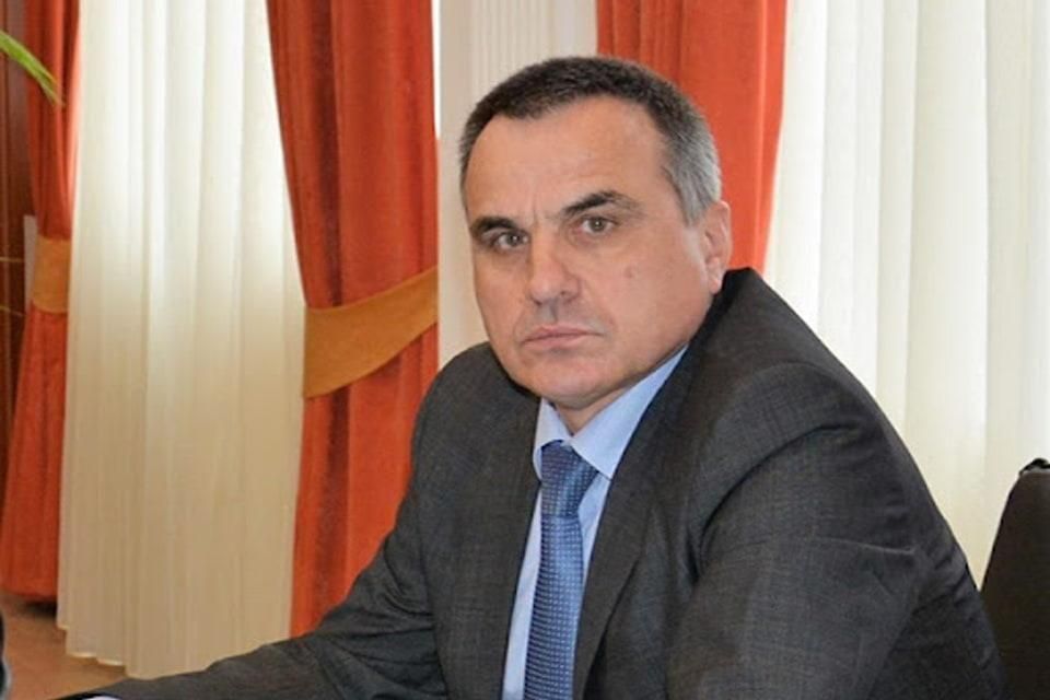 Справу депутата облради з Коростенщини, який за 10 тис. доларів обіцяв влаштувати чоловіка в АРМА, передали до суду