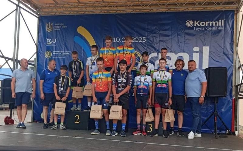 У командній гонці на чемпіонаті України з велоспорту малинчанин здобув “золото”