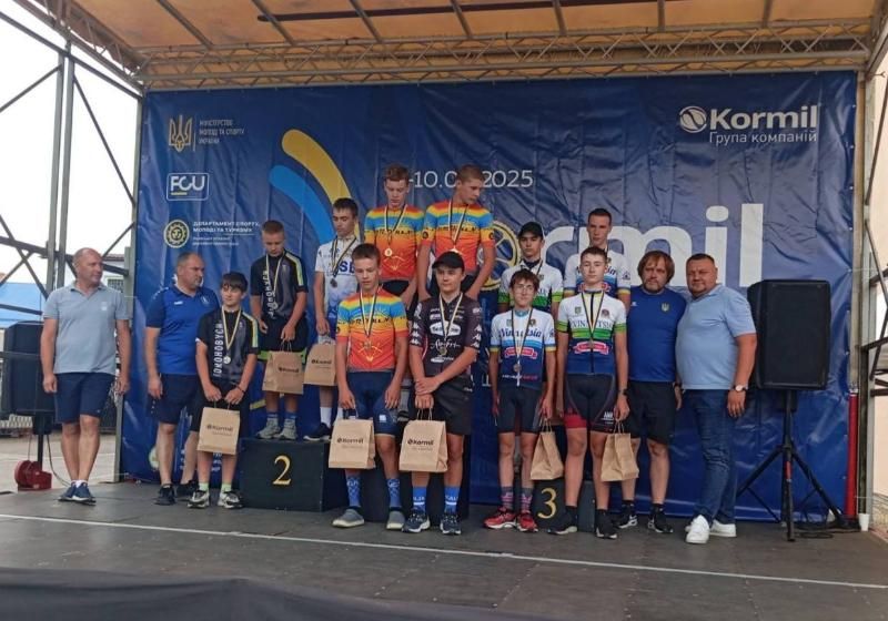 У командній гонці на чемпіонаті України з велоспорту малинчанин здобув “золото”