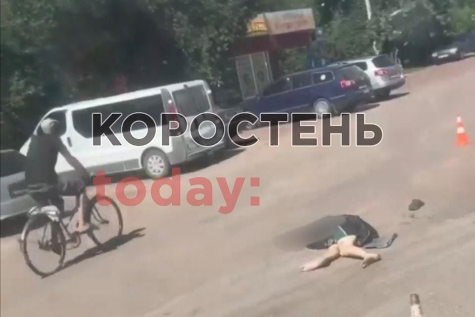У Коростені вантажівка на смерть збила чоловіка: особу загиблого встановлюють