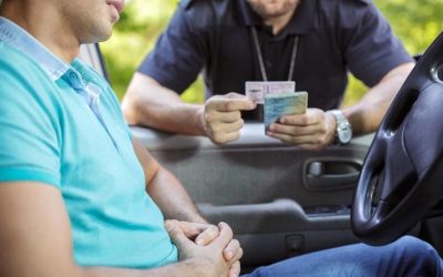 На Коростенщині у водіїв трактора та Skoda поліцейські виявили документи з ознаками підробки