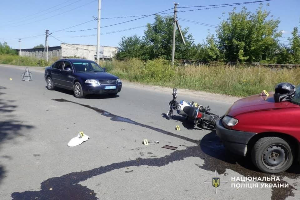 В Овручі 13-річний мотоцикліст потрапив до лікарні після зіткнення з автівкою